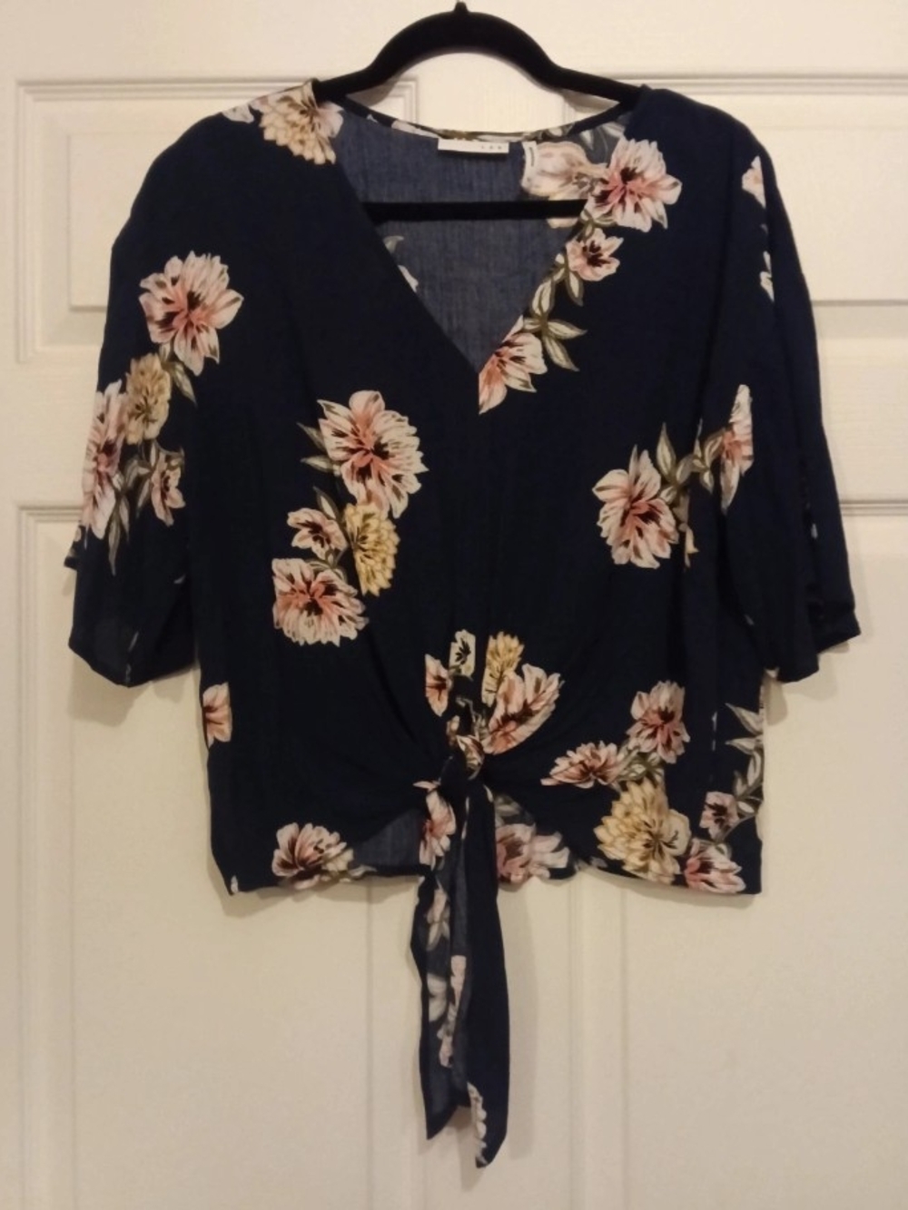 Women’s Navy Floral Tie-Front V-Neck Blouse